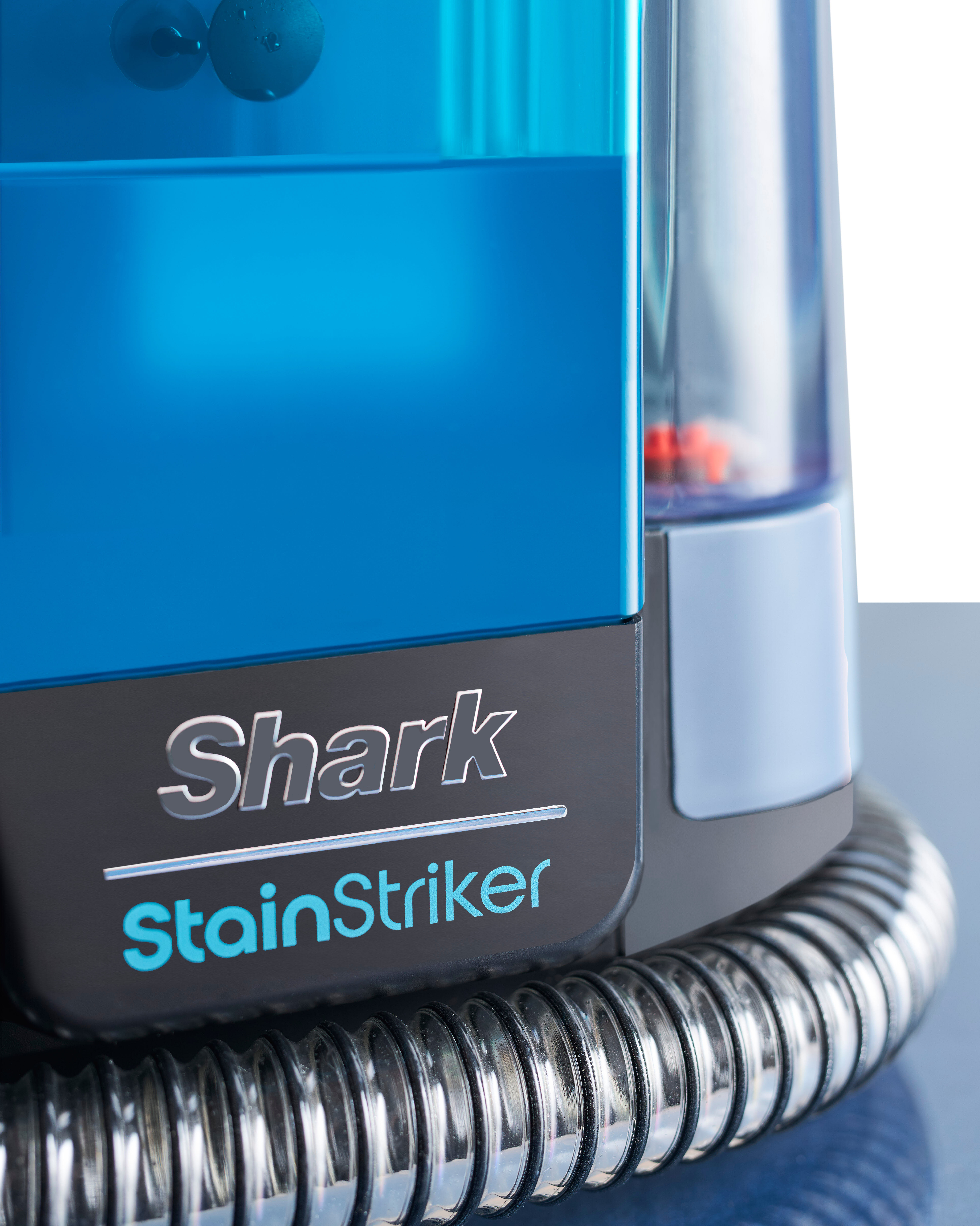Shark StainStriker — commercial product photography by Mark Bowers